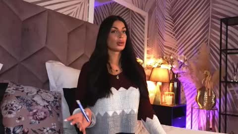 EvaRhea online show from March 24, 2026, 4:39 am