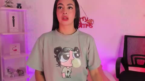 EVARITZ online show from November 14, 2025, 11:24 pm