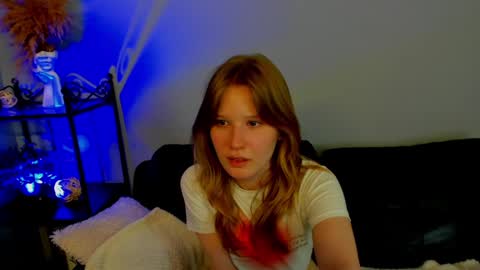 Eva online show from December 8, 2024, 7:54 pm