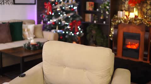 Eva online show from January 7, 2025, 2:42 am