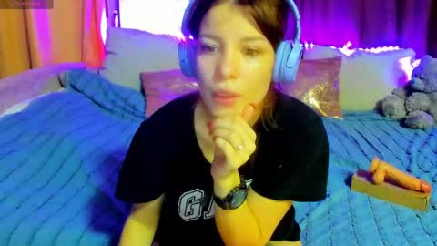 Eva online show from April 12, 2026, 3:11 am