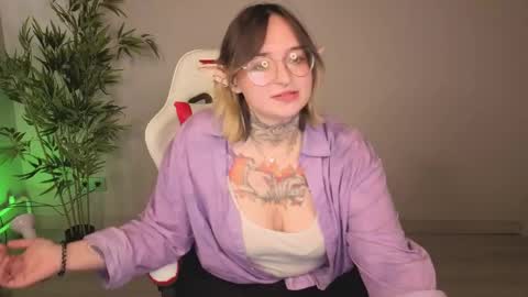 EvaTheWitcher online show from June 1, 2026, 1:51 am