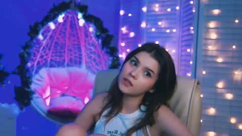 Snapshot of evathopson chatting on December 14, 2024, 5:14 pm Eva next stream - - 1600 UTC2000 online show from December 14, 2024, 5:14 pm