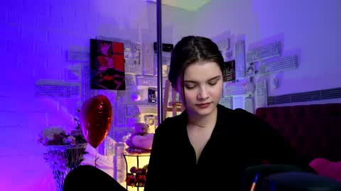 Snapshot of evathopson chatting on February 13, 2025, 3:24 pm Eva next stream - - 1600 UTC2000 online show from February 13, 2025, 3:24 pm