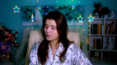 Snapshot of evathopson chatting on March 4, 2025, 8:02 am Eva next stream - - 1600 UTC2000 online show from March 4, 2025, 8:02 am