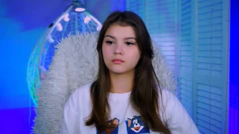 Snapshot of evathopson chatting on October 26, 2025, 4:07 am Eva next stream - - 1600 UTC2000 online show from October 26, 2025, 4:07 am