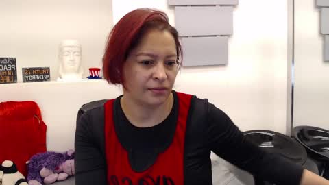 Eva Twiss online show from May 27, 2026, 12:13 pm