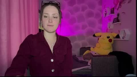 EvaxBlush online show from April 15, 2026, 9:05 am