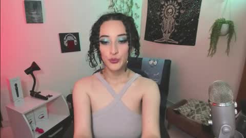 Eve Jane  online show from November 27, 2025, 6:43 pm