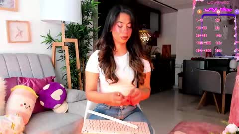 Snapshot of eveekendal_ chatting on September 29, 2025, 3:28 pm Eve online show from September 29, 2025, 3:28 pm