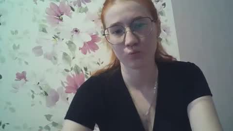 Snapshot of eveliina_shy chatting on February 16, 2026, 12:34 pm Evelina online show from February 16, 2026, 12:34 pm