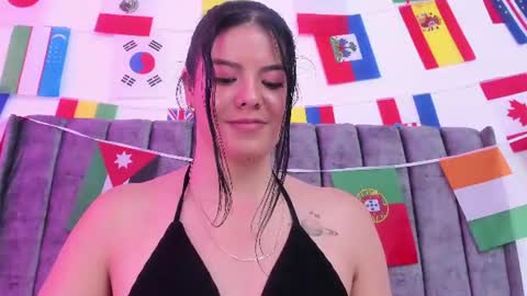 evelin__thompsson online show from July 1, 2026, 3:41 am