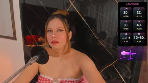 Snapshot of evelin_belen chatting on September 20, 2025, 12:28 pm EVELIN online show from September 20, 2025, 12:28 pm