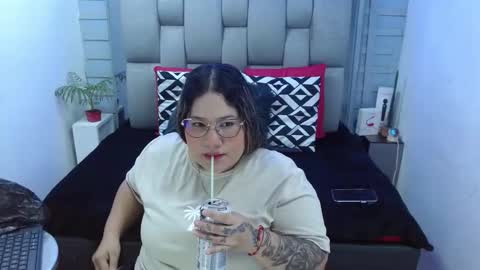 evelin zaens online show from March 20, 2026, 3:55 am