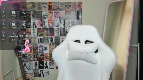 Evelina online show from May 6, 2026, 1:14 am