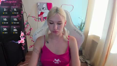 Evelina online show from August 2, 2026, 1:15 am