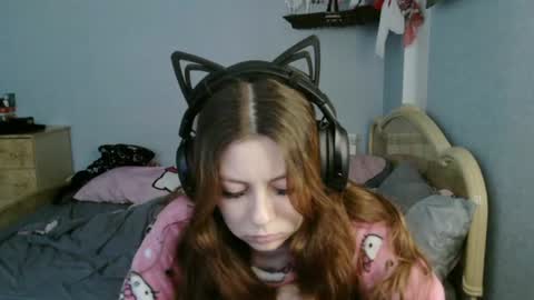 Alice 3 online show from July 24, 2026, 11:30 am
