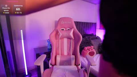 Eve  online show from October 16, 2025, 11:39 pm