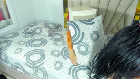 DAYANITA online show from December 27, 2024, 7:35 pm