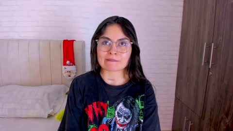 Snapshot of evelyn_candy chatting on December 24, 2024, 4:11 am EVE online show from December 24, 2024, 4:11 am