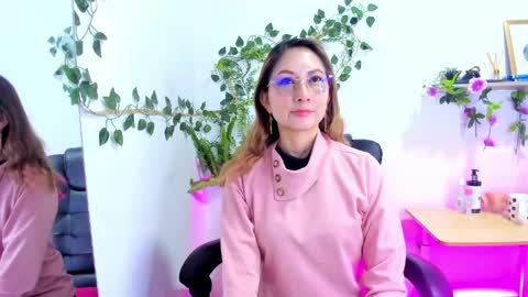 evelyn_miller___ online show from April 16, 2026, 6:52 pm