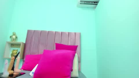 evelyn_morgan1 online show from January 10, 2026, 1:18 am