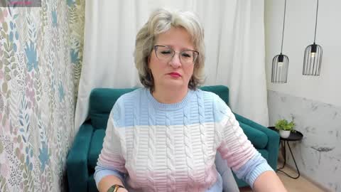 Evelyn online show from March 27, 2026, 5:13 am