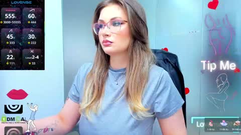 evelyne_rose online show from May 20, 2026, 4:40 am