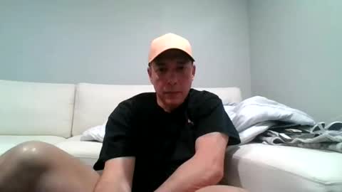 SeoulMate online show from March 27, 2026, 5:12 pm