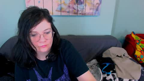 Everly online show from April 3, 2026, 3:15 am