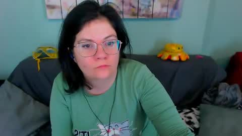 Snapshot of everly_rays chatting on May 3, 2026, 10:38 pm Everly online show from May 3, 2026, 10:38 pm