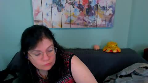 Snapshot of everly_rays chatting on May 7, 2026, 8:31 am Everly online show from May 7, 2026, 8:31 am