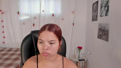 Sophia online show from April 21, 2026, 12:33 pm