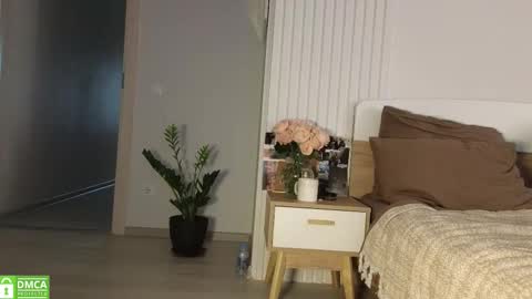 Snapshot of evi_woow chatting on October 25, 2025, 9:20 pm evi_woow online show from October 25, 2025, 9:20 pm