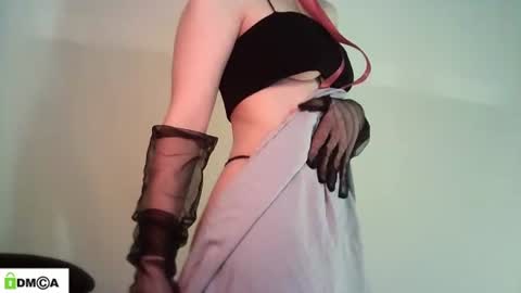 Renesme White Im here from Monday to Friday online show from June 16, 2026, 3:31 am