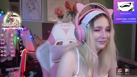 Evie online show from December 26, 2024, 10:52 pm