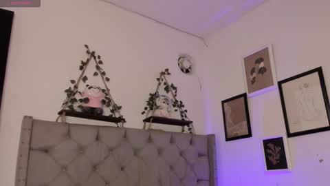 Snapshot of evieh1_ chatting on January 16, 2026, 6:56 pm Ivi Alejandra online show from January 16, 2026, 6:56 pm