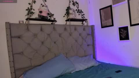 Snapshot of evieh1_ chatting on February 11, 2026, 1:32 am Ivi Alejandra online show from February 11, 2026, 1:32 am