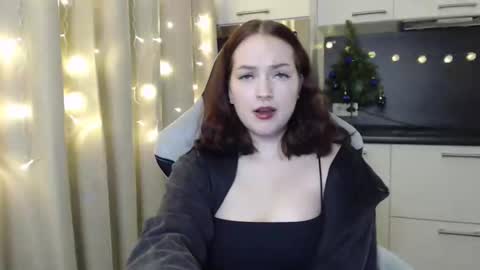 Snapshot of eviik chatting on December 5, 2024, 8:22 pm Lessie online show from December 5, 2024, 8:22 pm