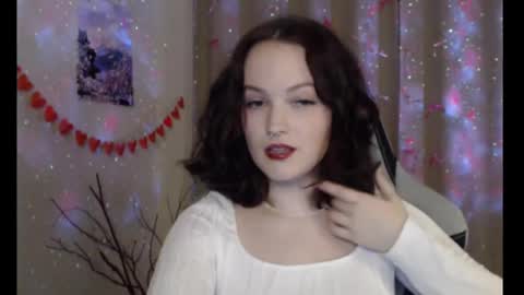 Snapshot of eviik chatting on February 9, 2025, 8:34 pm Lessie online show from February 9, 2025, 8:34 pm