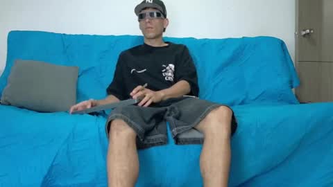 Snapshot of evil_boss1 chatting on June 23, 2026, 5:27 am evil_boss1 online show from June 23, 2026, 5:27 am