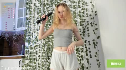 Snapshot of evkasuper chatting on January 17, 2025, 2:39 pm Eva online show from January 17, 2025, 2:39 pm