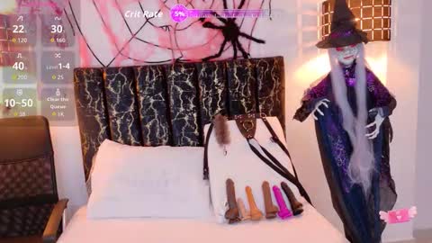 evvaa_moon online show from October 25, 2025, 12:34 pm