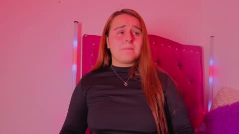 EVY online show from November 23, 2025, 4:01 am