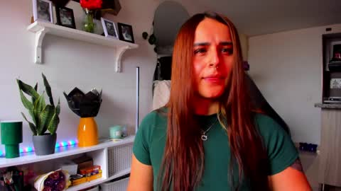 EVY online show from April 6, 2026, 4:19 pm