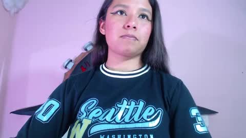 Im Evy online show from October 17, 2025, 4:53 pm