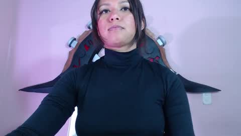 Im Evy online show from November 10, 2025, 2:27 pm