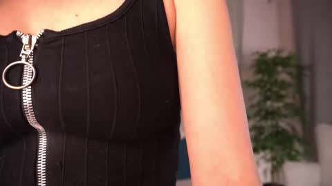 just Exa  ntmu online show from February 19, 2025, 5:38 pm