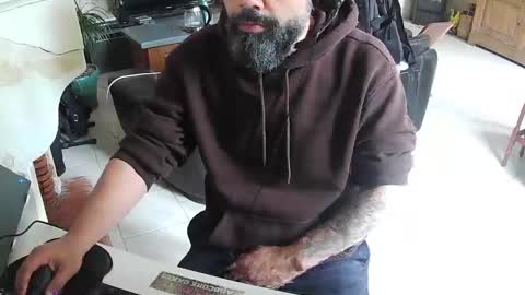 Snapshot of exibdevil chatting on February 23, 2025, 4:35 pm Gio online show from February 23, 2025, 4:35 pm