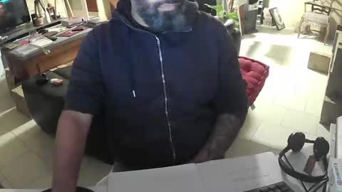 Snapshot of exibdevil chatting on November 17, 2025, 10:37 pm Gio online show from November 17, 2025, 10:37 pm